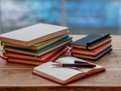 Notizbuch ca. A6 und Kugelschreiber mit Touchscreen-Stift – Bild 6